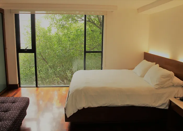 Condesa Aparthotel 4*