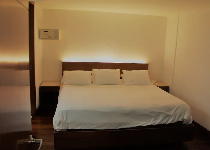 Aparthotel Condesa 4*